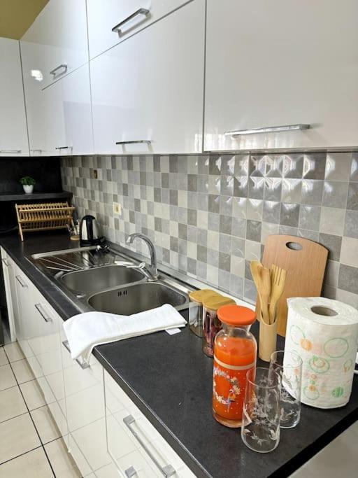 Sol Apartments - 2 Bedrooms Shkodër 外观 照片