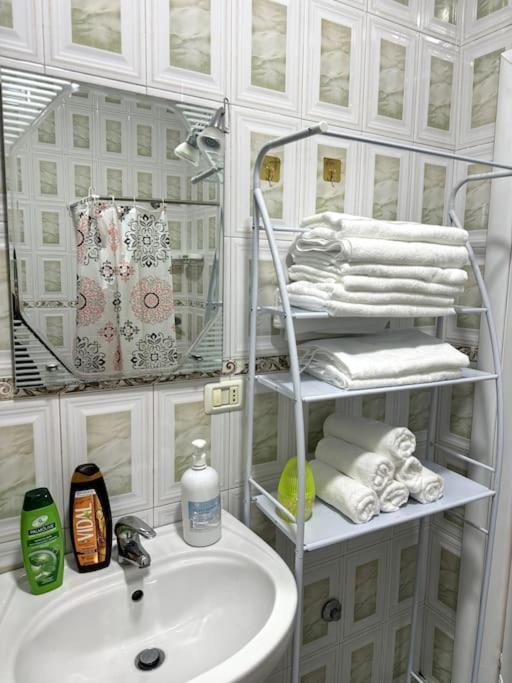 Sol Apartments - 2 Bedrooms Shkodër 外观 照片